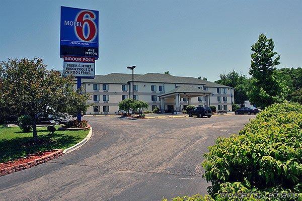 Motel 6-Columbia, Mo - East Экстерьер фото