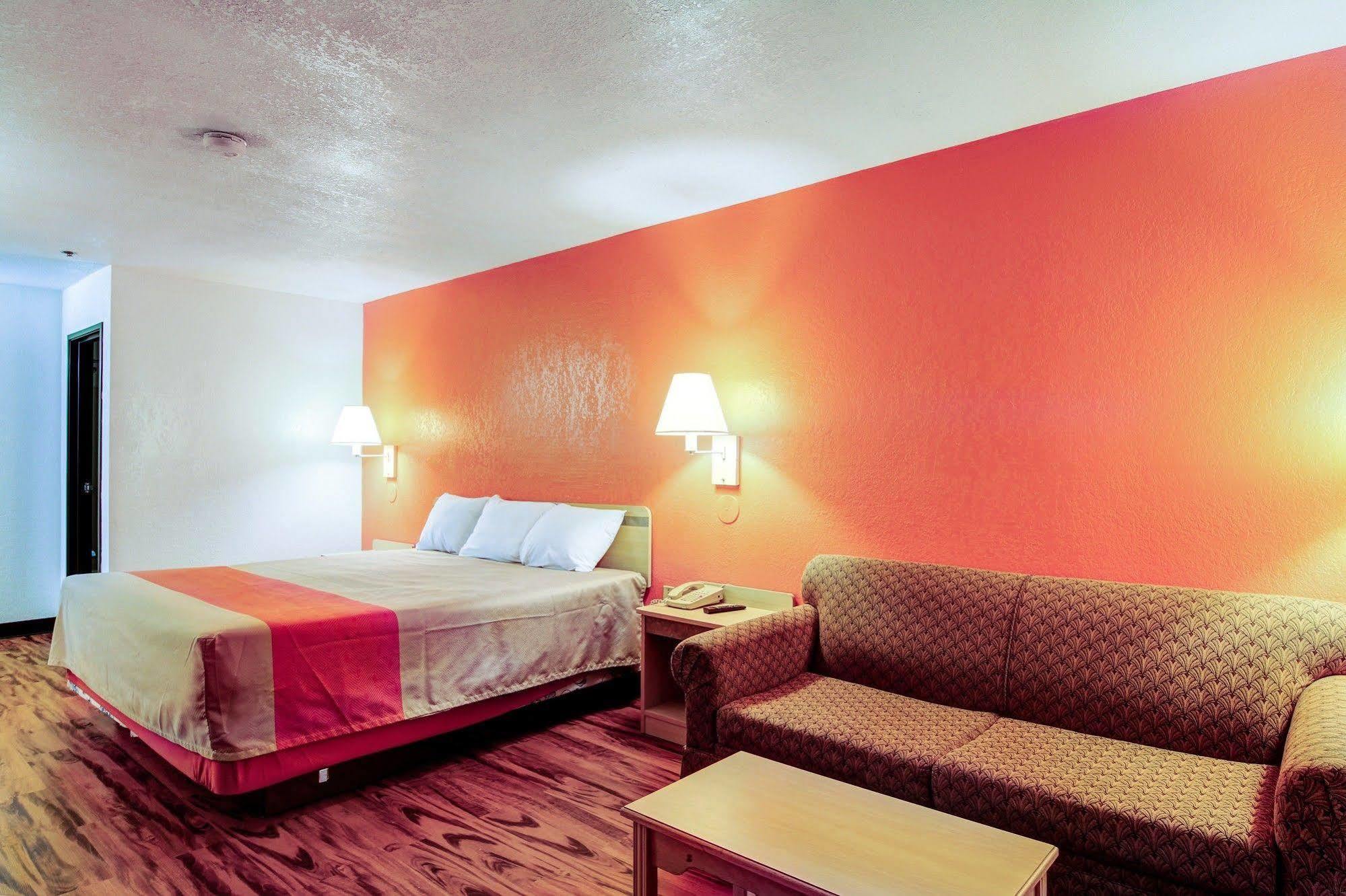 Motel 6-Columbia, Mo - East Экстерьер фото
