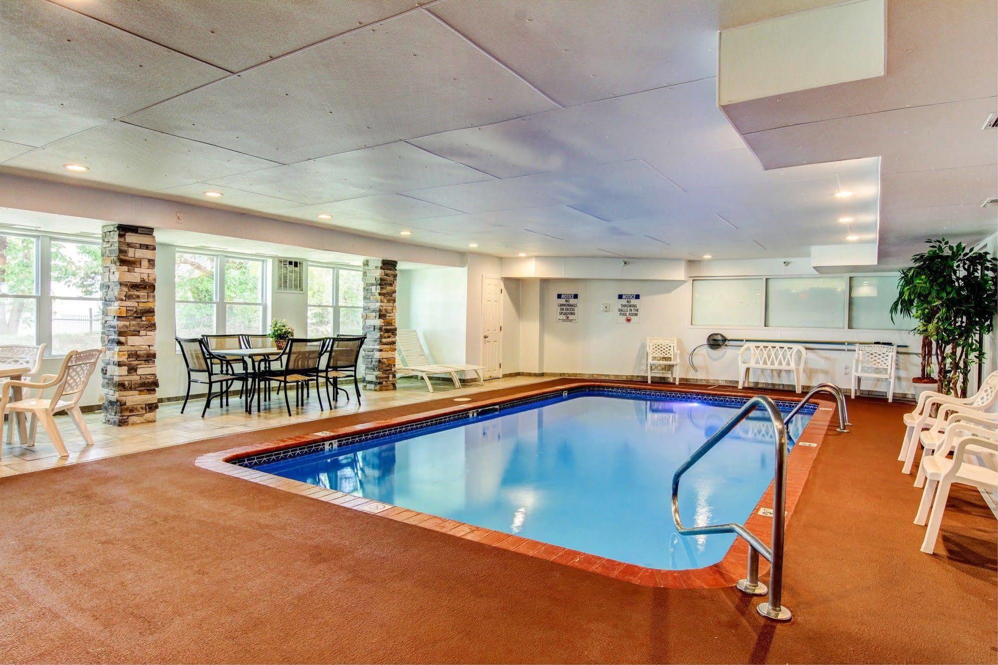 Motel 6-Columbia, Mo - East Экстерьер фото